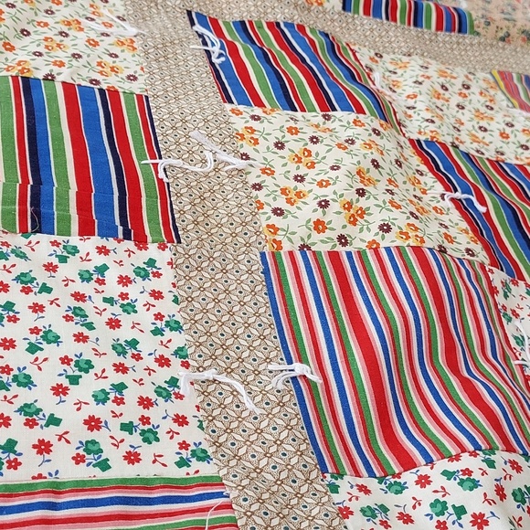 Handmade Vintage Grandma Made Small Baby Soft Quilt Vintage Material - Picture 13 of 13